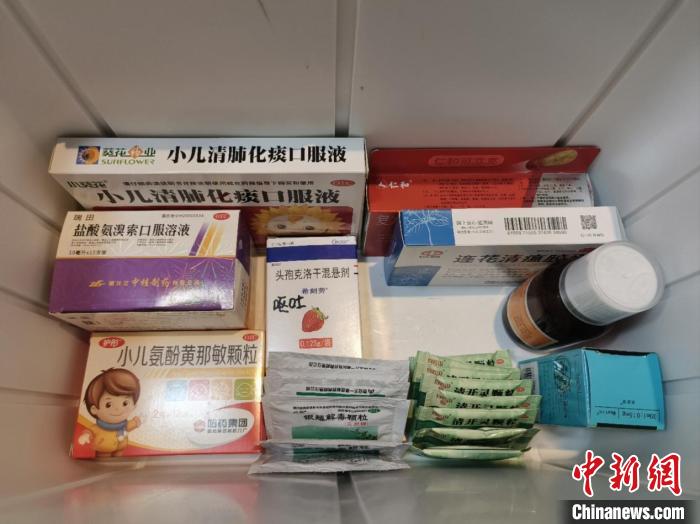 携手互助杭州多小区居民自发设置互助药箱