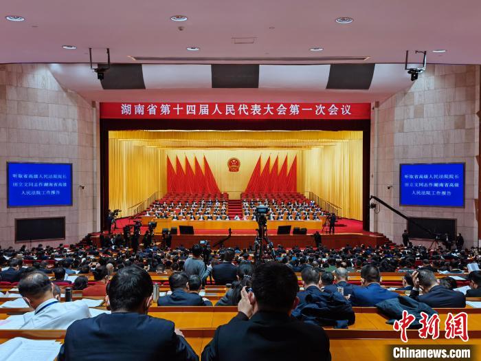 湖南连续五年开展“为农民工讨薪”行动追回工资21.4亿元