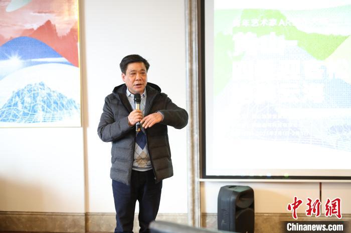 黄山旅游发展股份有限公司党委书记、董事长章德辉在颁奖仪式上致辞 黄山风景区供图