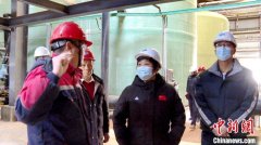 青海茫崖：政府服务企业应“