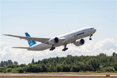 美国波音公司在777X客机首次试