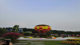 第32届夏季奥林匹克运动会闭幕式在东京国立竞技场举行
